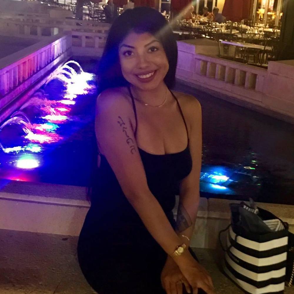 Meet your Posher, Nicole